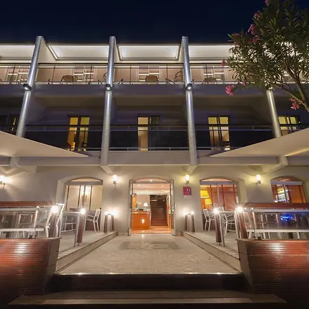 L'amiral Hotel 3*