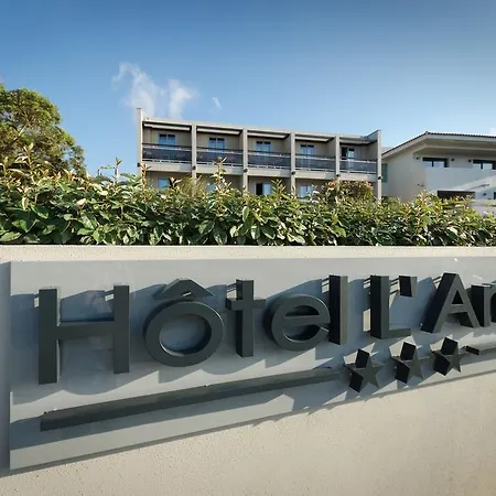 Hotel L'amiral 3*