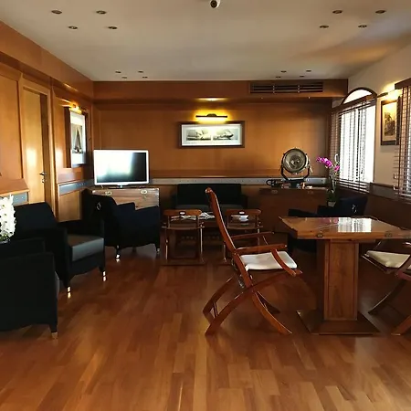 L'amiral Hotel L'Ile-Rousse (Corsica)