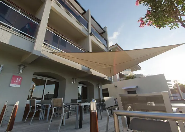 L'amiral Hotel LʼÎle-Rousse