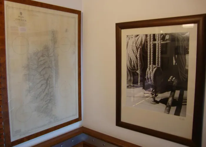 L'amiral LʼÎle-Rousse